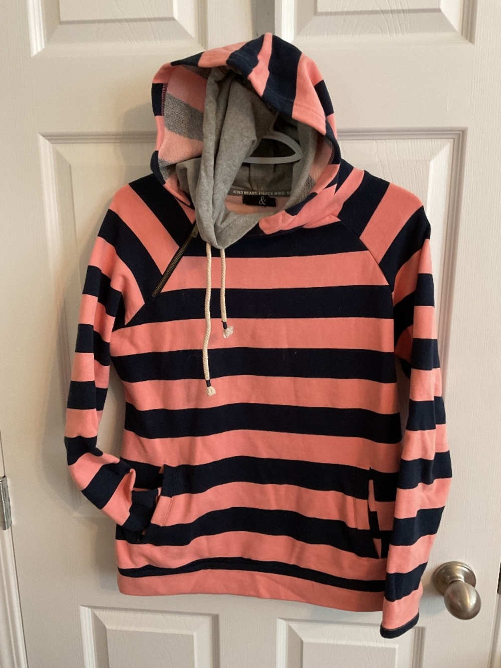 Ampersand Ave sweater, large